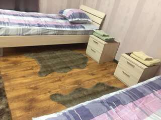 Проживание в семье guesthouse NUR Бишкек Стандартный двухместный номер с 2 отдельными кроватями-1