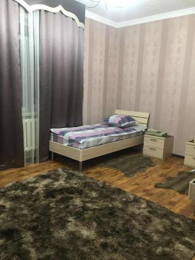 Проживание в семье guesthouse NUR Бишкек-9